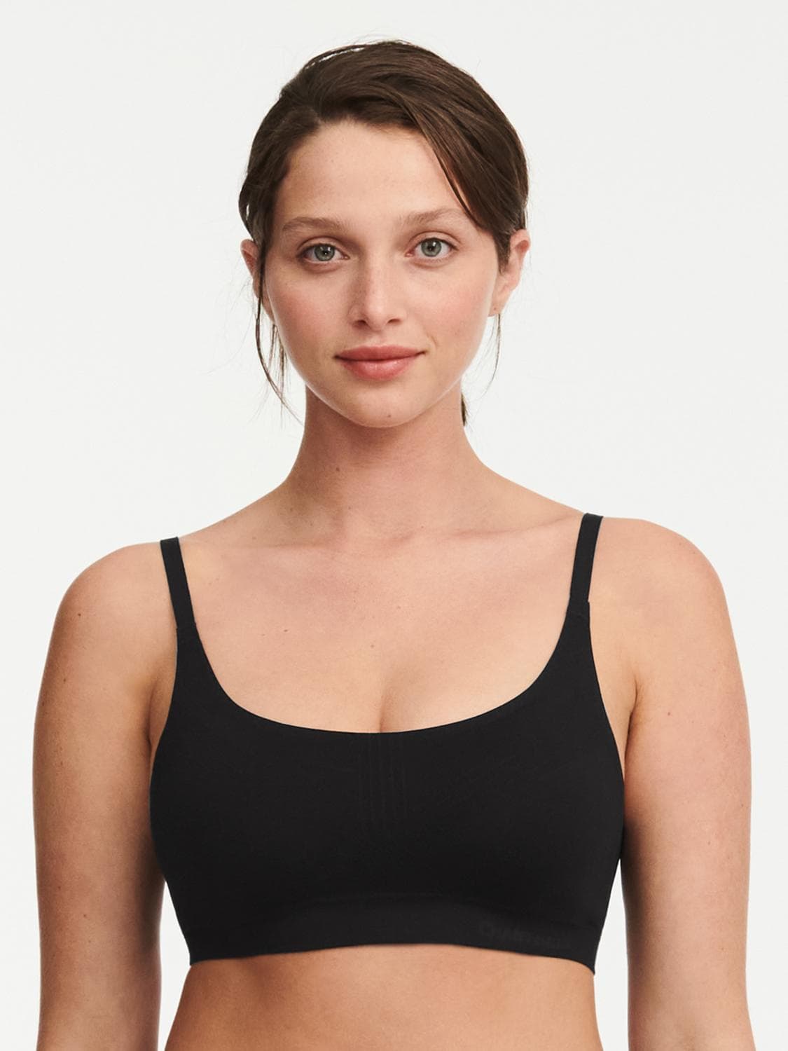 Bøjlefri t-shirt BH med shaping effekt - Black