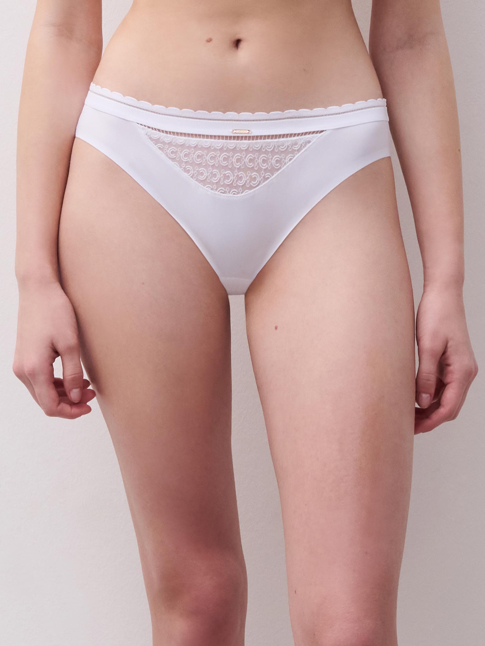 Tai trusse - White