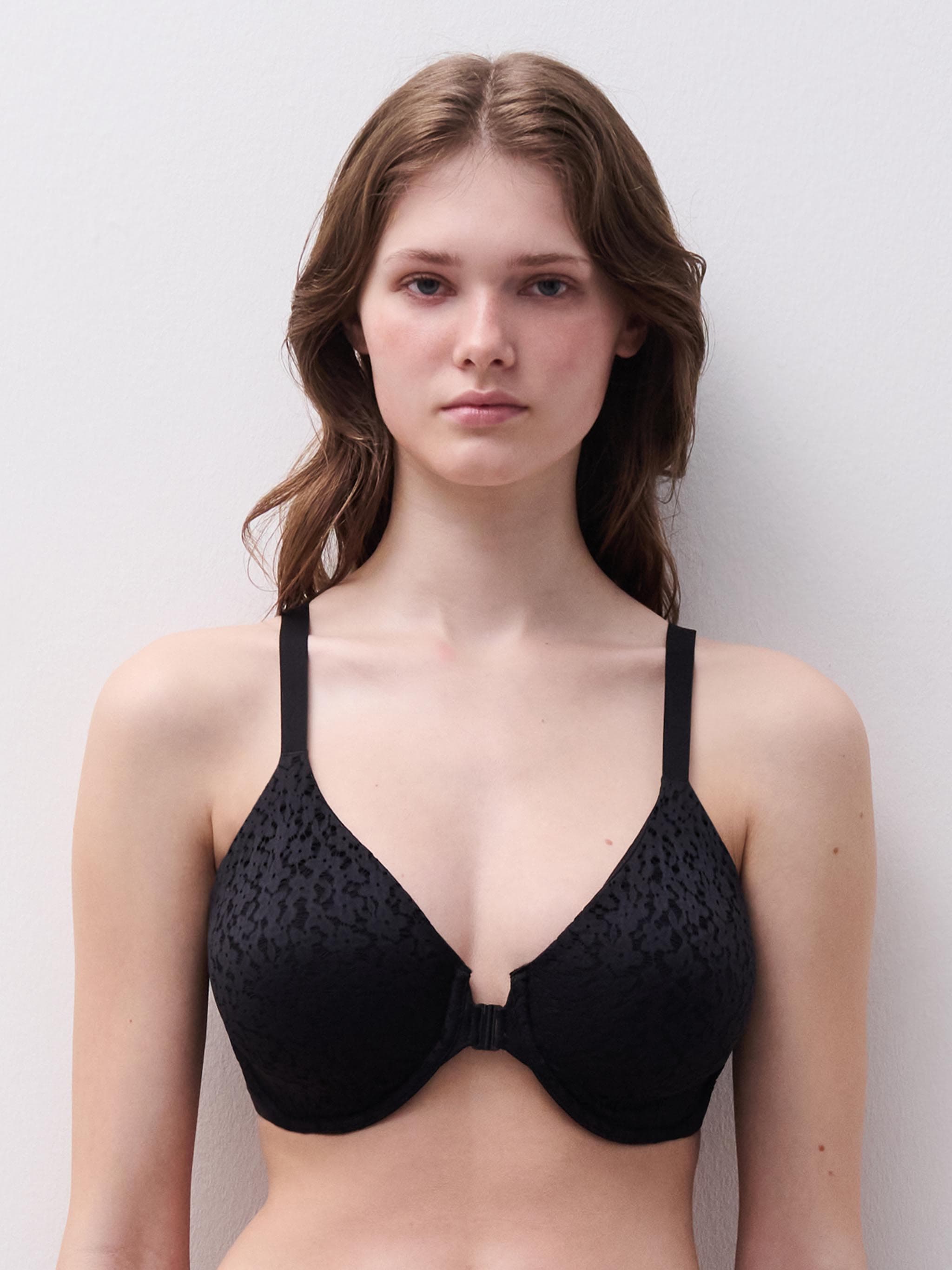 Full cup BH med frontlukning - Black