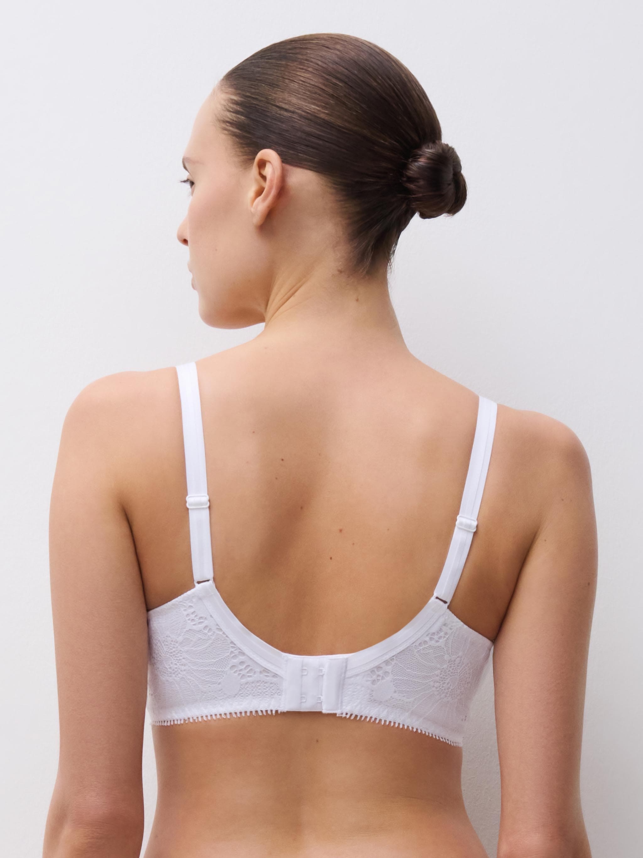 T-shirt BH med memory foam - White