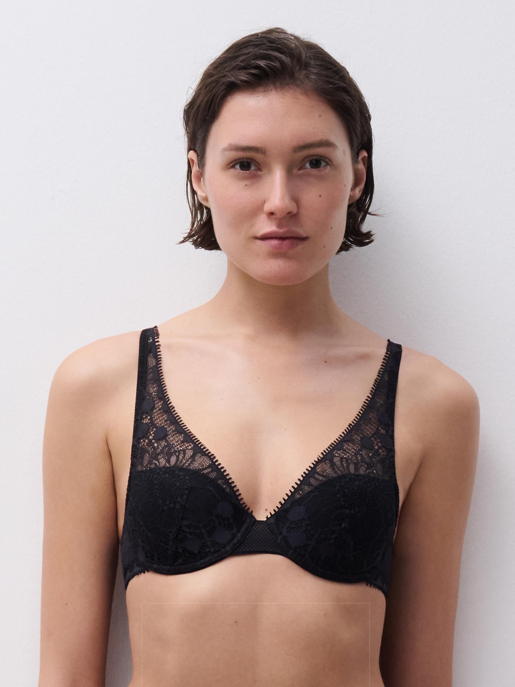 Plunge t-shirt BH - Black