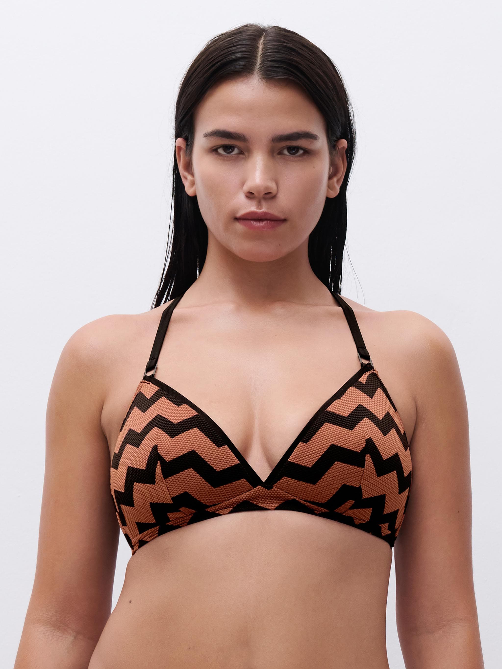 SW BRA WF TSHIRT TRIANGLE SPACER - A04