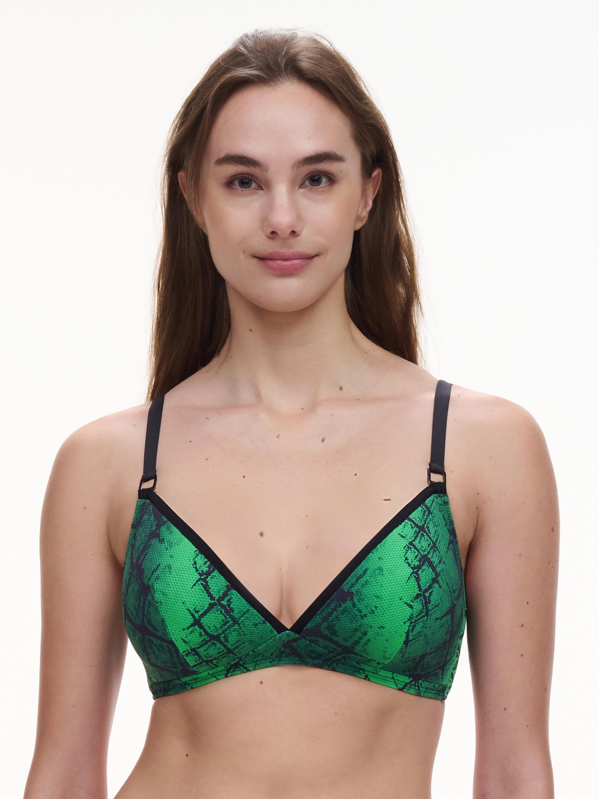 SW BRA WF TSHIRT TRIANGLE SPACER - A05