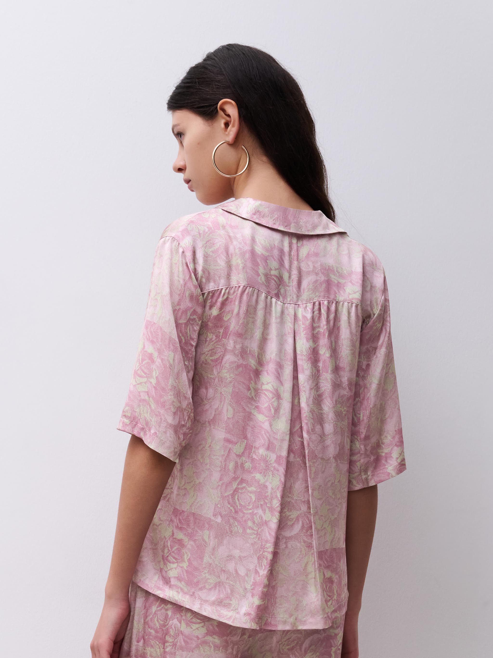 T-Shirt - D01