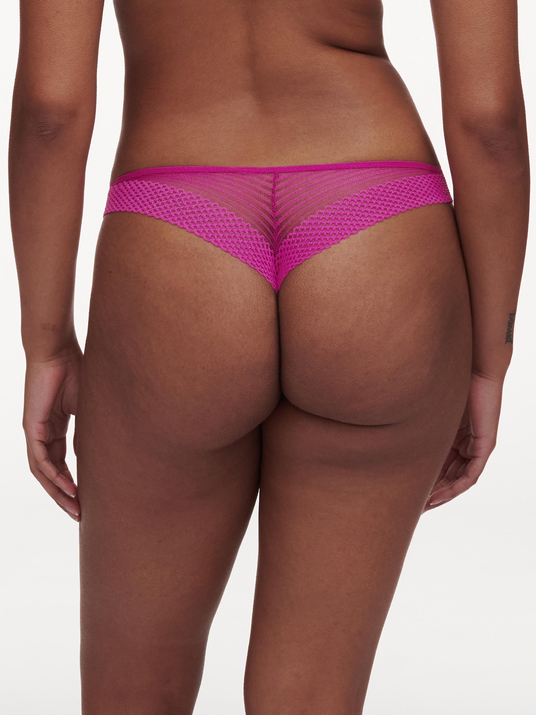 String trusse - Tyrian pink