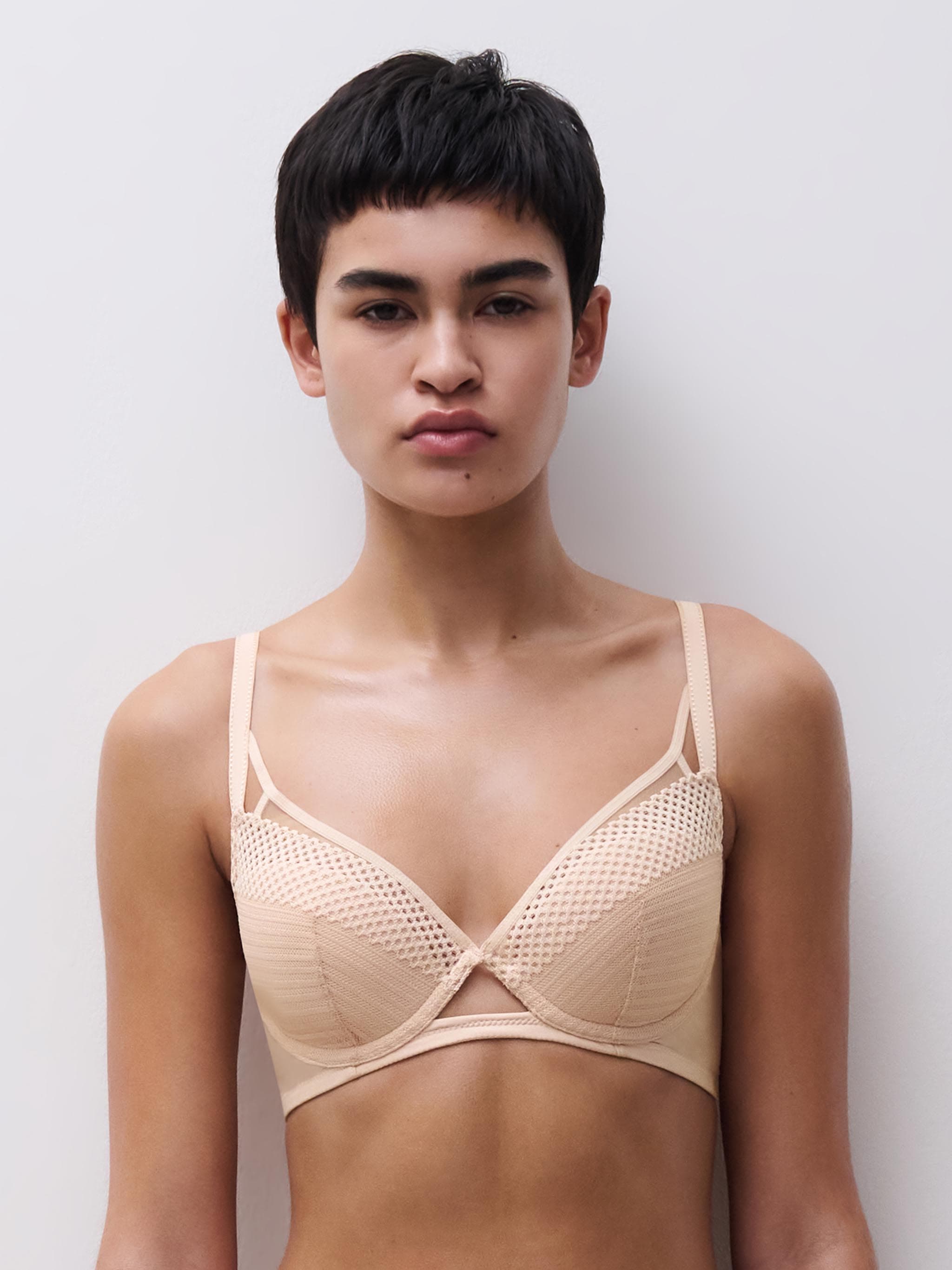 Plunge t-shirt BH - Golden Beige