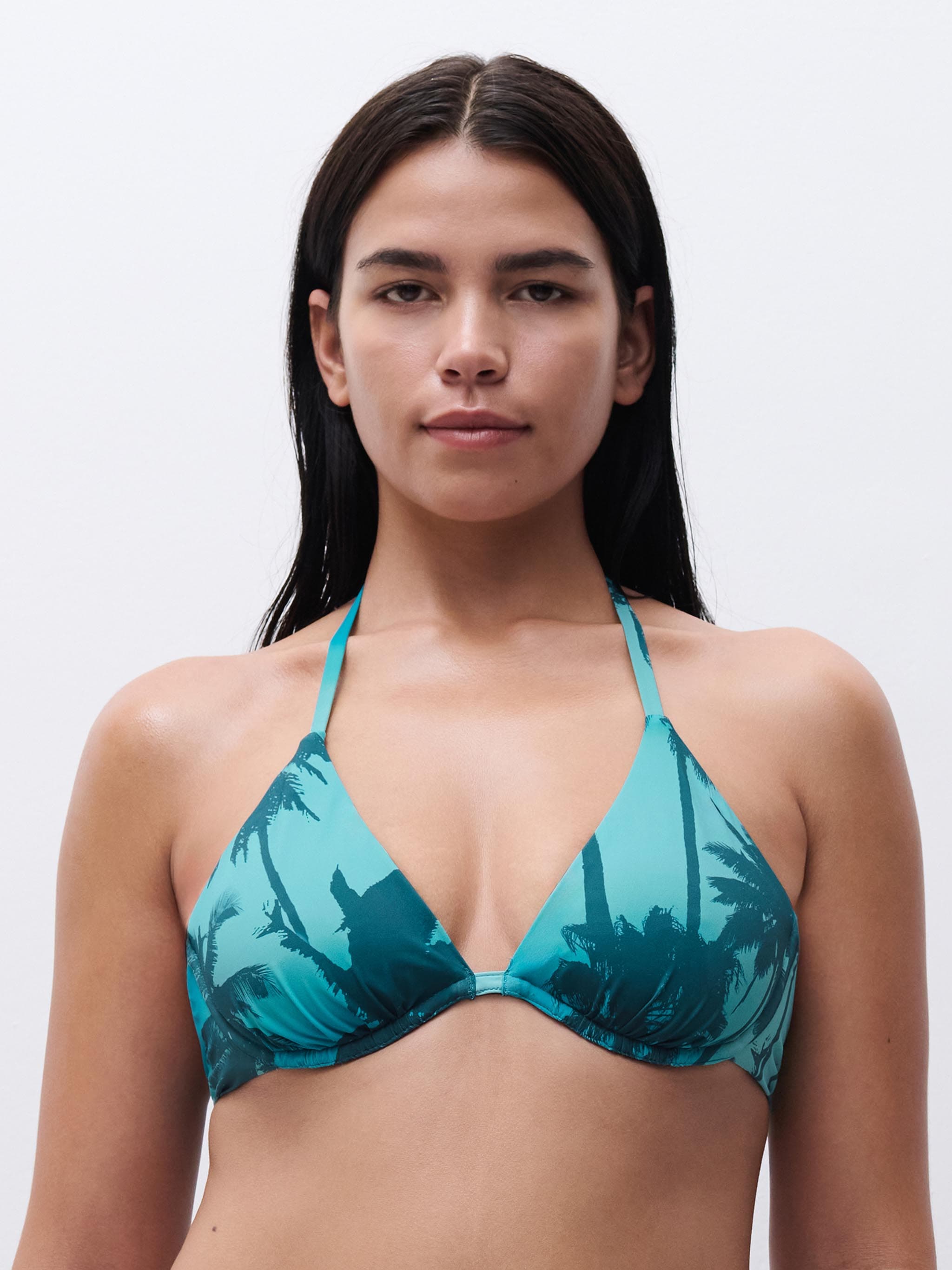 SW BRA UNDERW. PLUNGE - A16