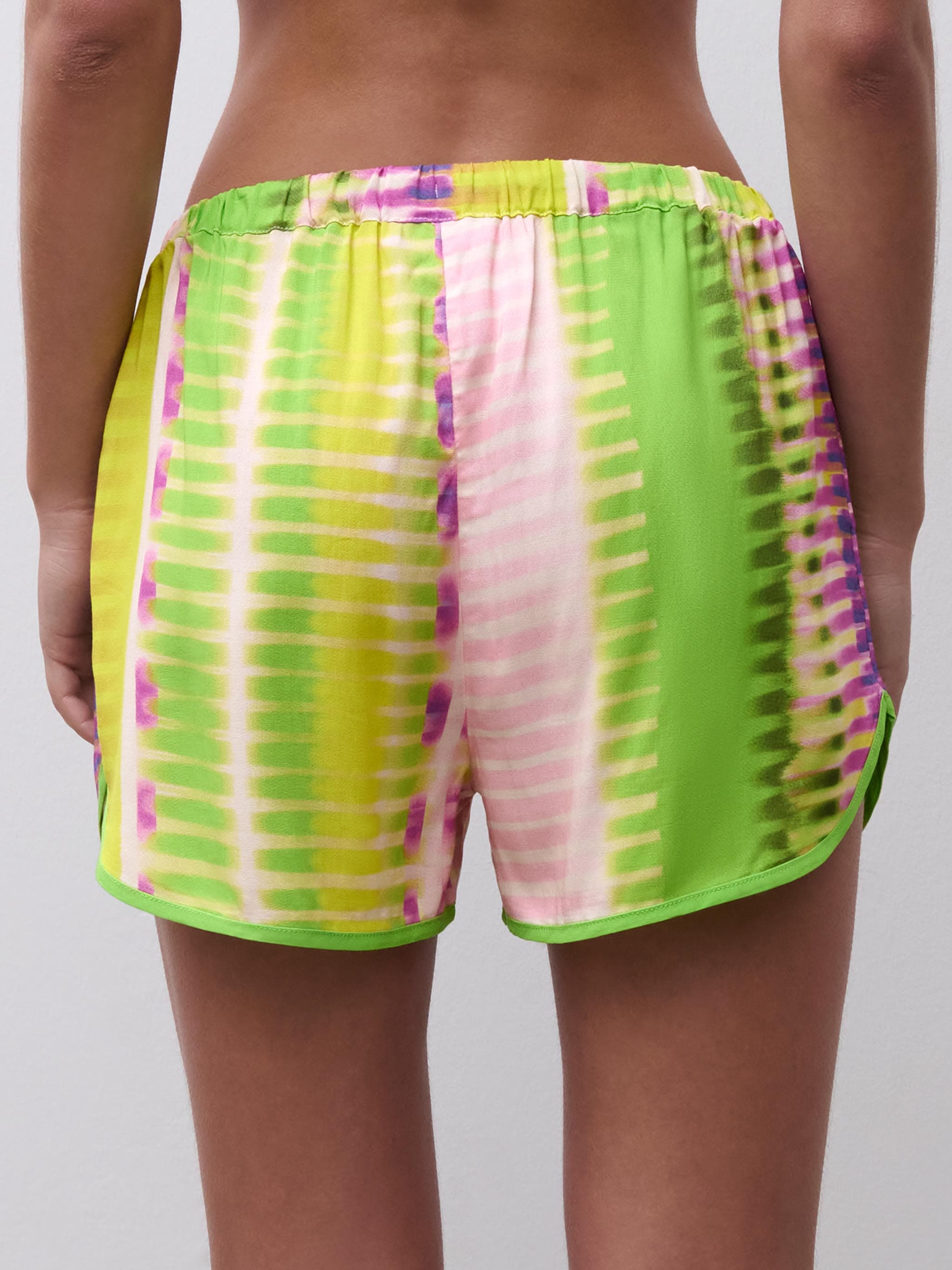 BW BO. SHORT - A17
