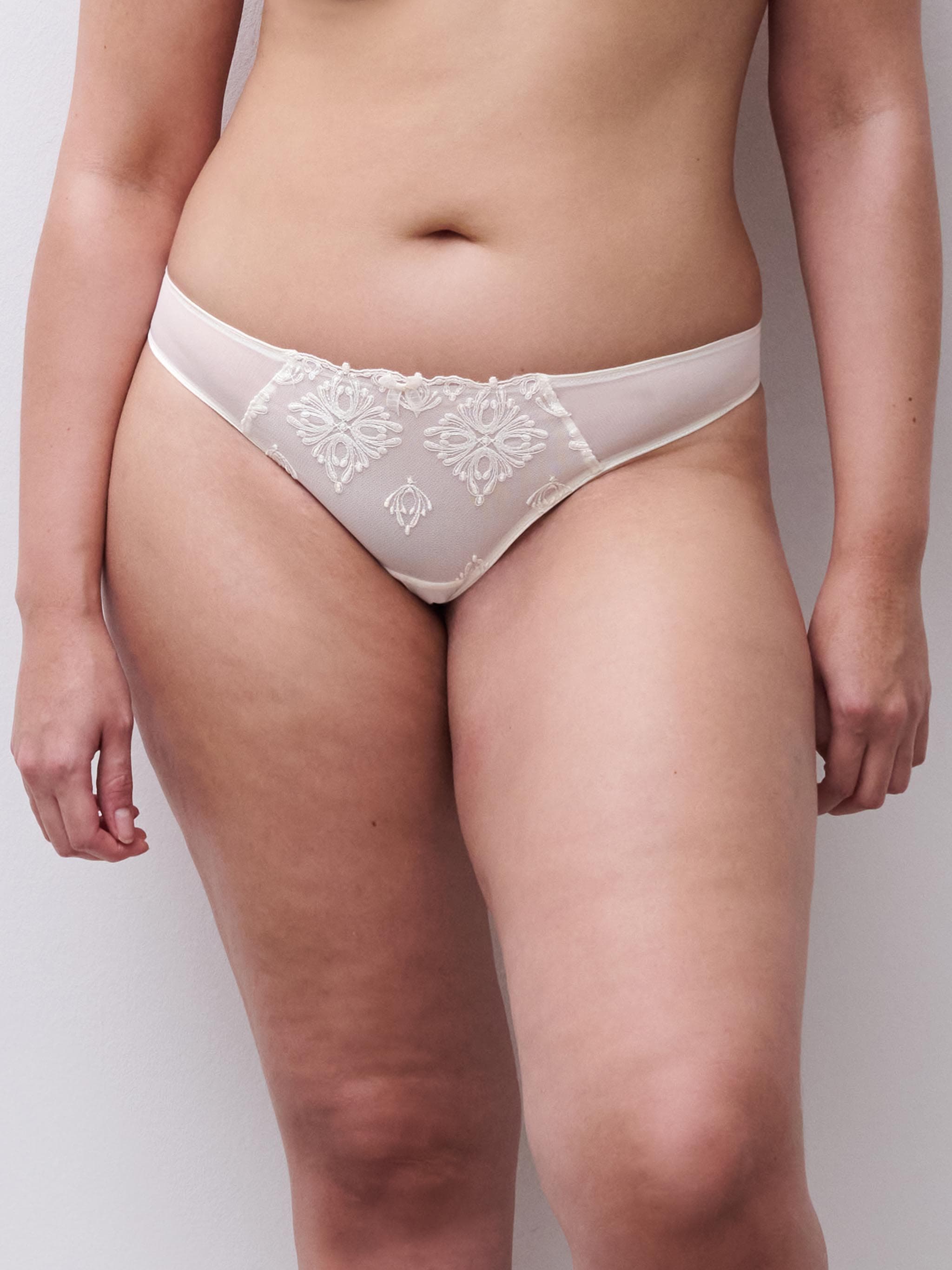 String trusse - Ivory