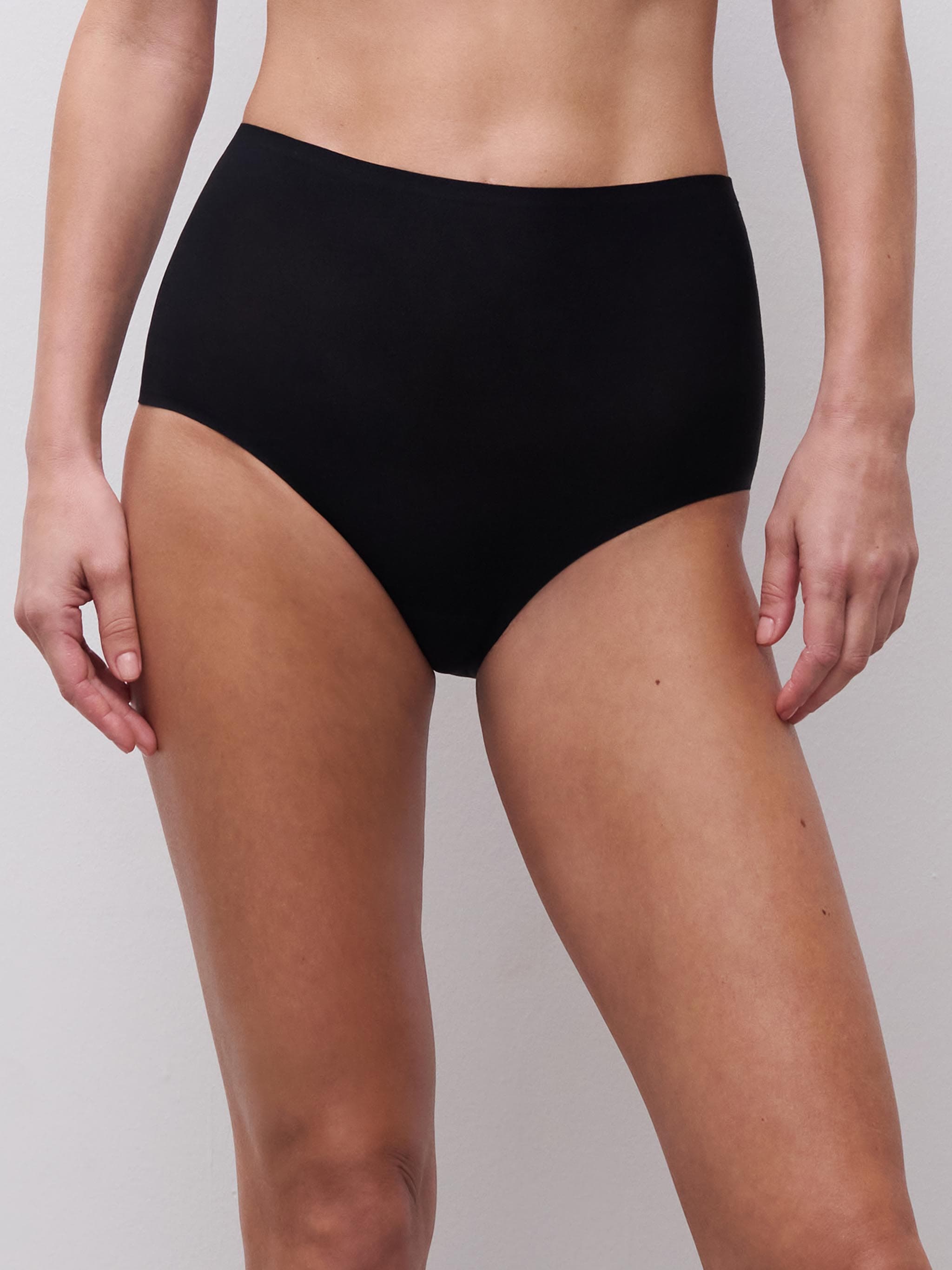 Højtaljet trusse - one size - Black