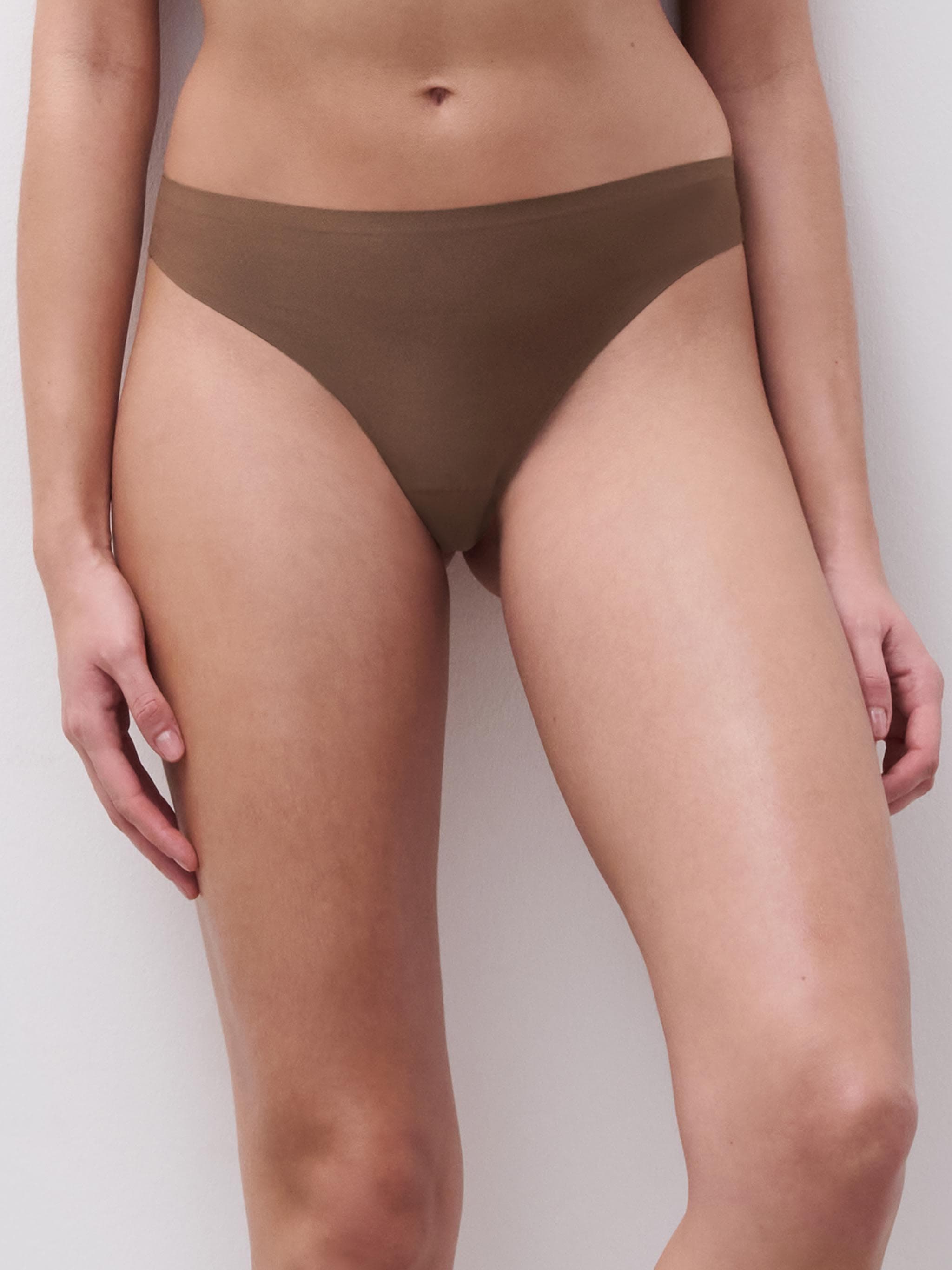 String trusse - one size - Mocca