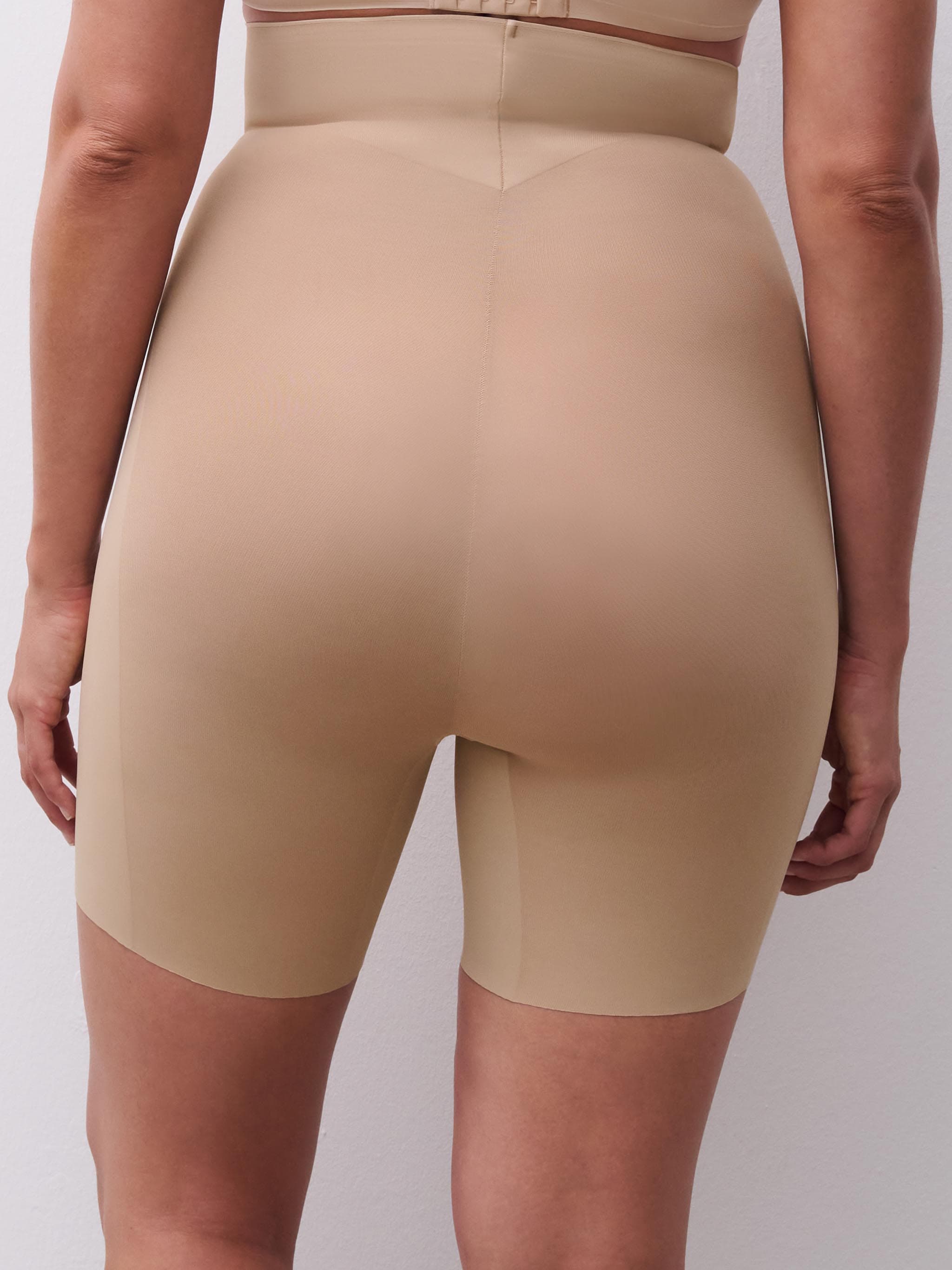 Højtaljet shaping shorts - Nude