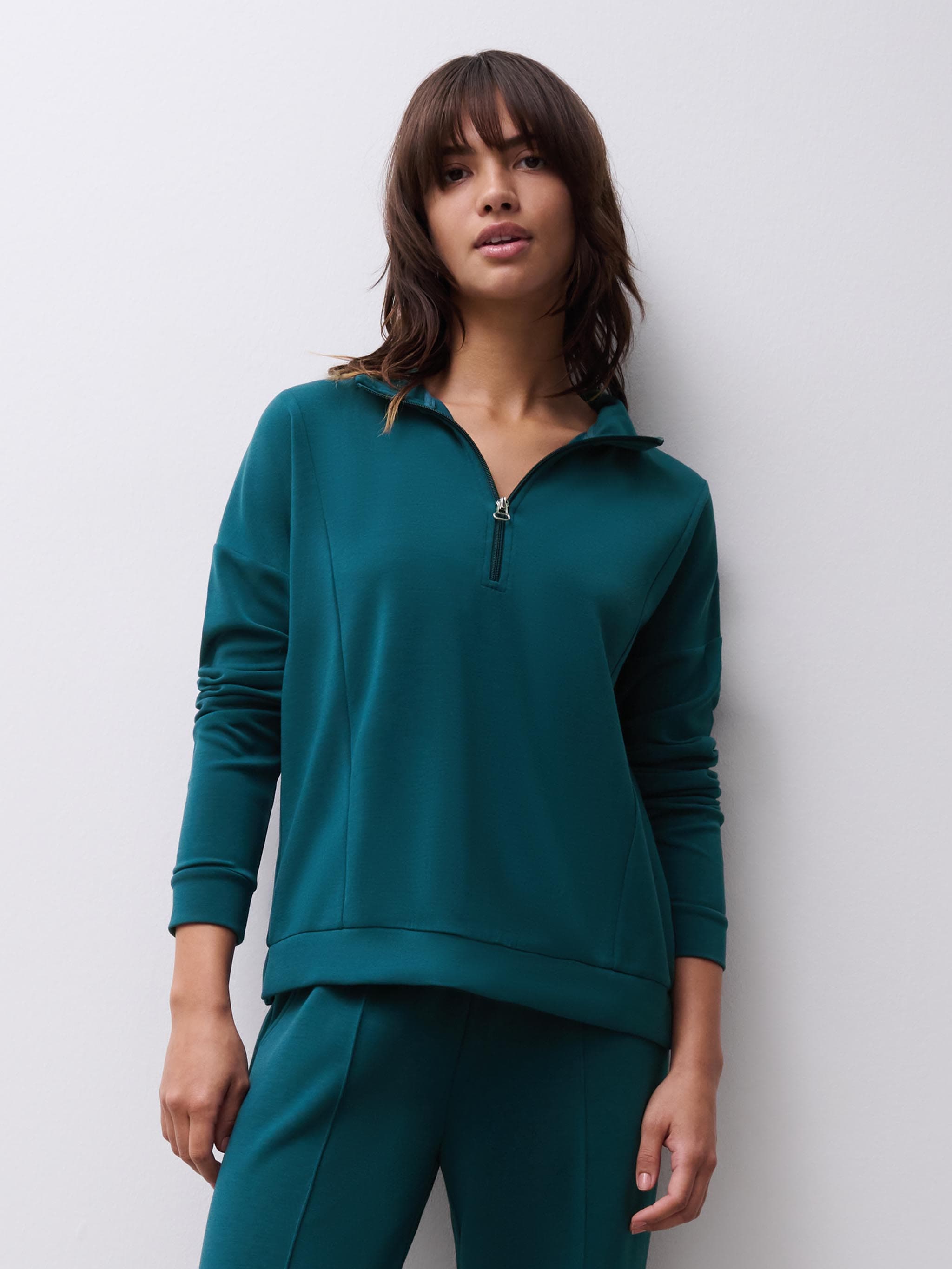 Sweater - Peacock