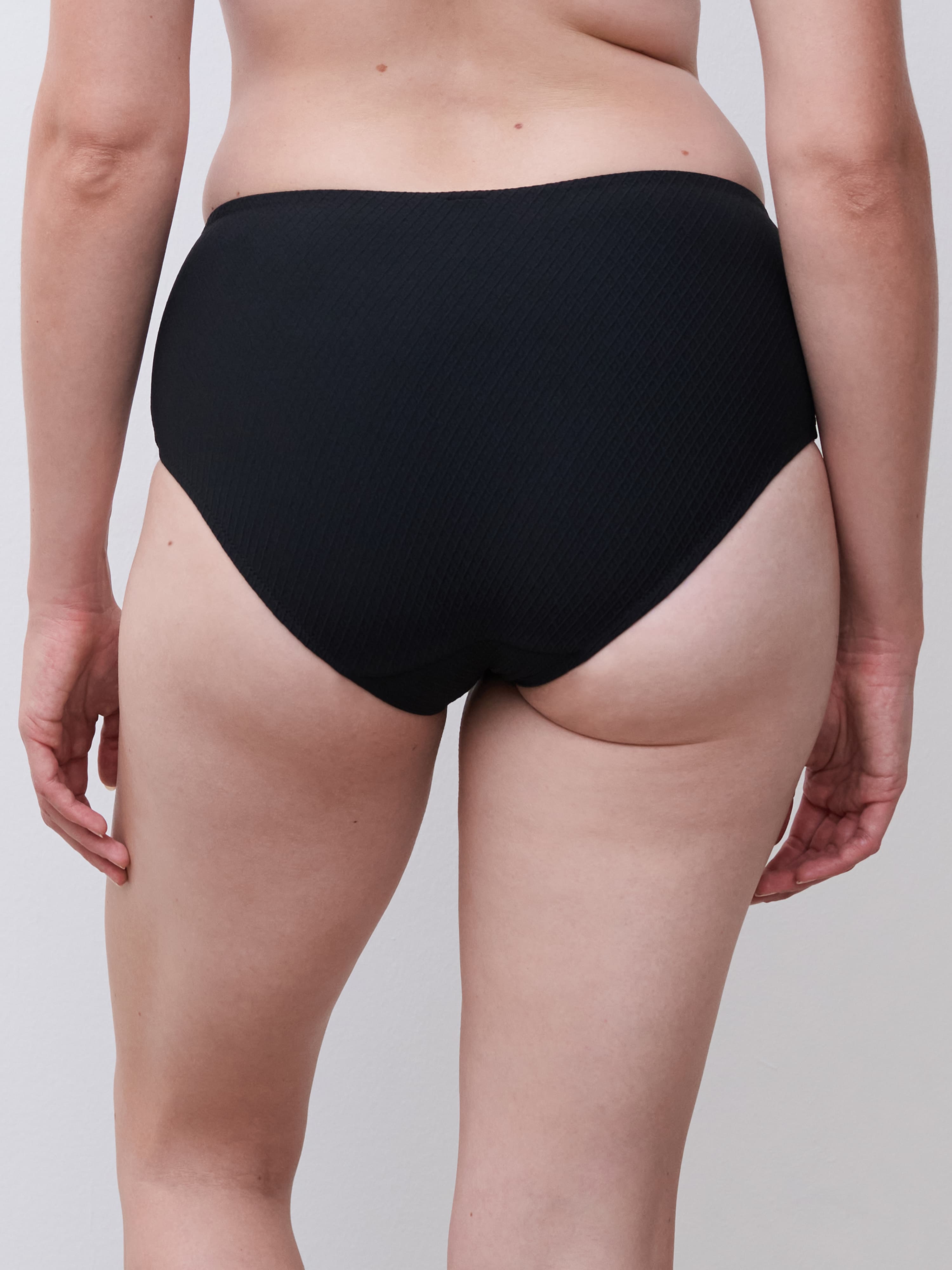 Tai bikinitrusse - Black