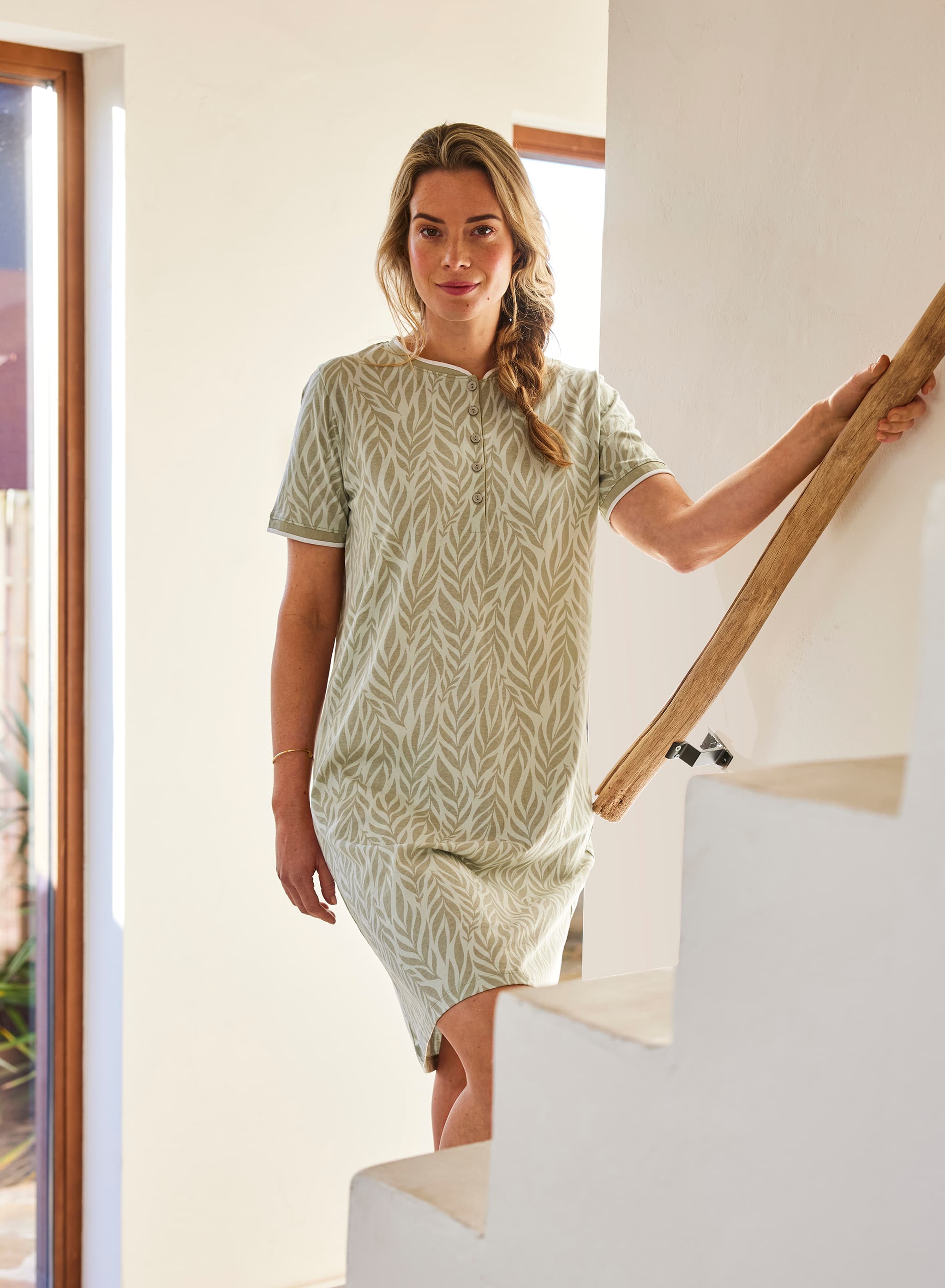  Nicolle Natkjole - Khaki calm leaves