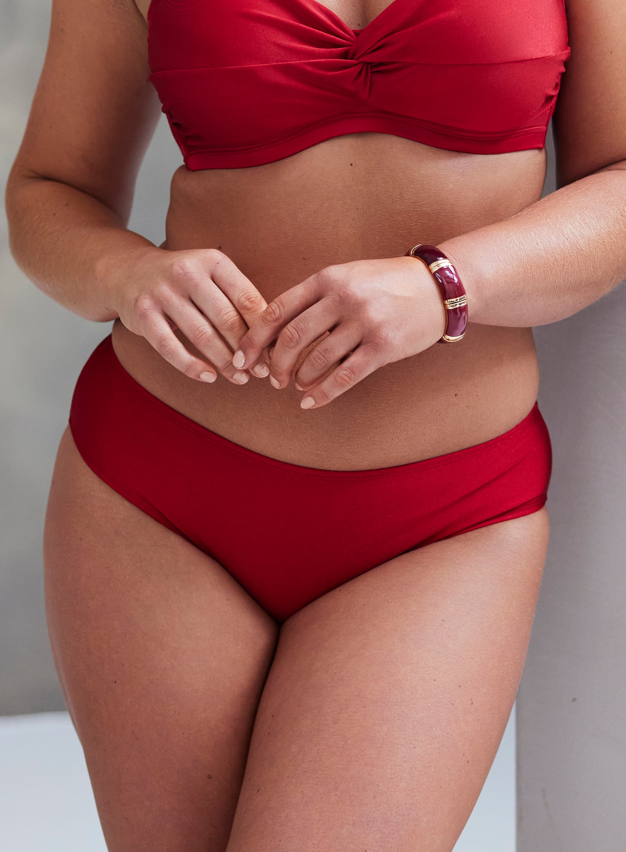 Tai bikinitrusse - Candy Apple