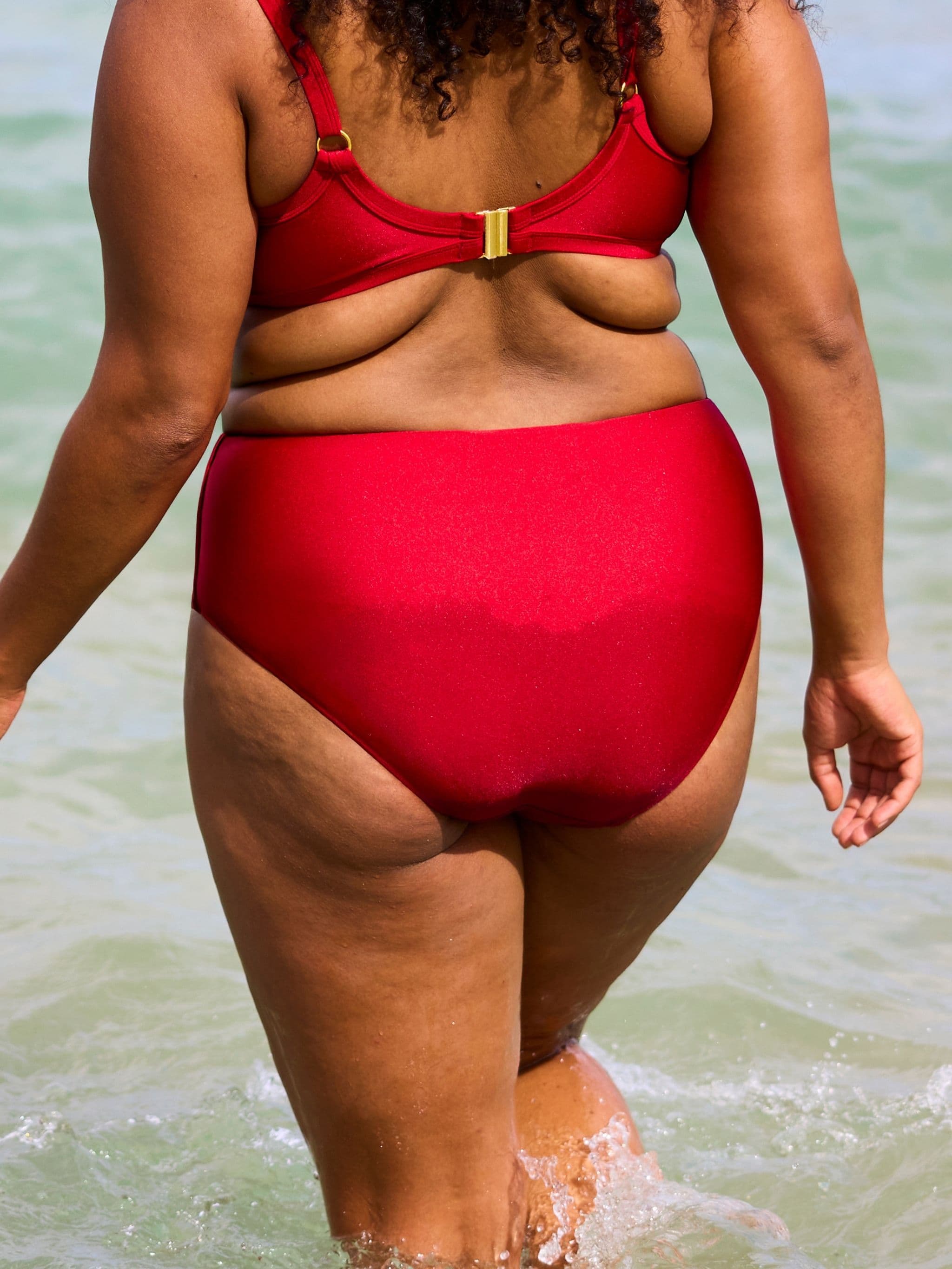 Højtaljet bikinitrusse - Candy Apple