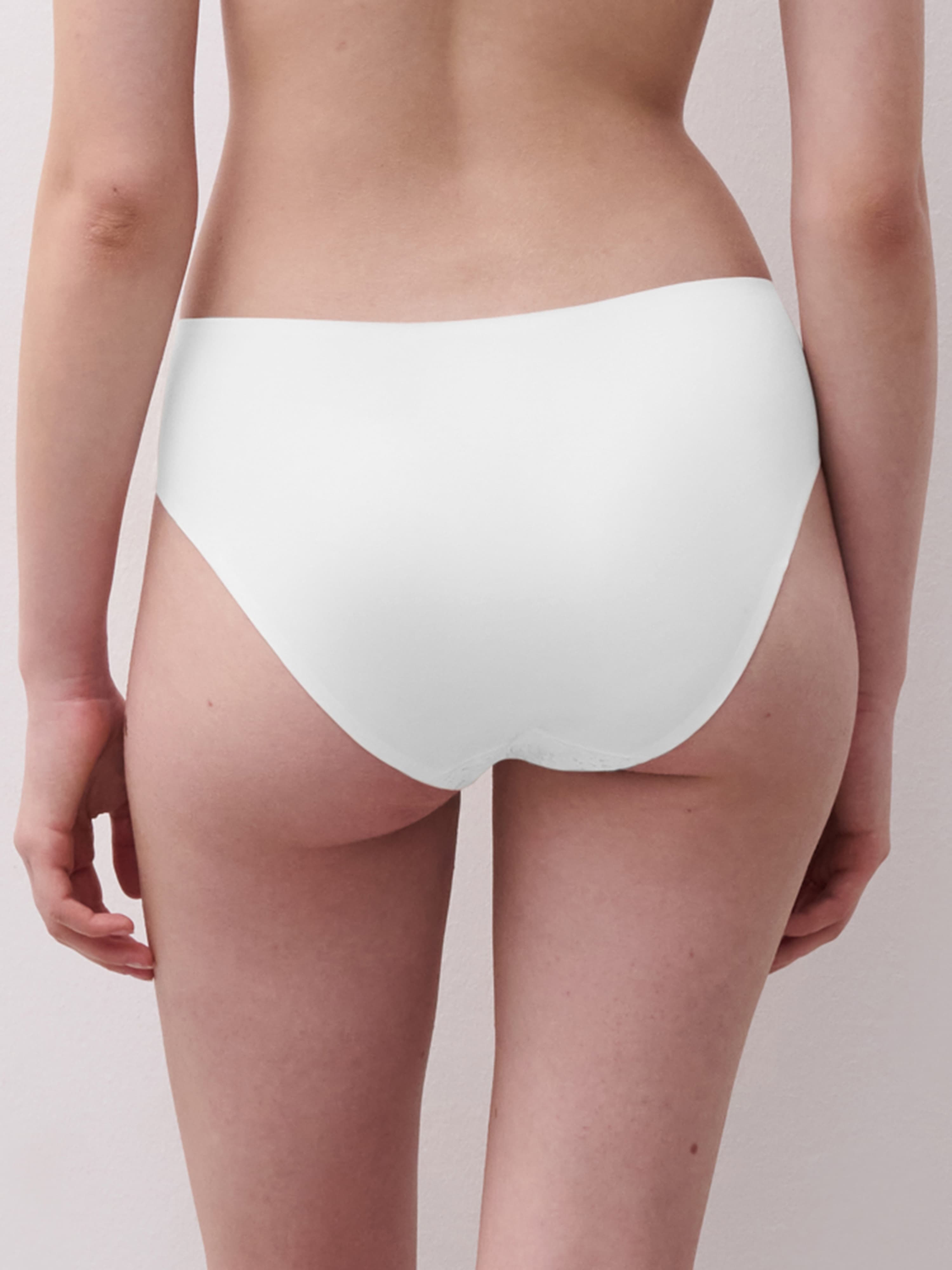 Tai trusse - White