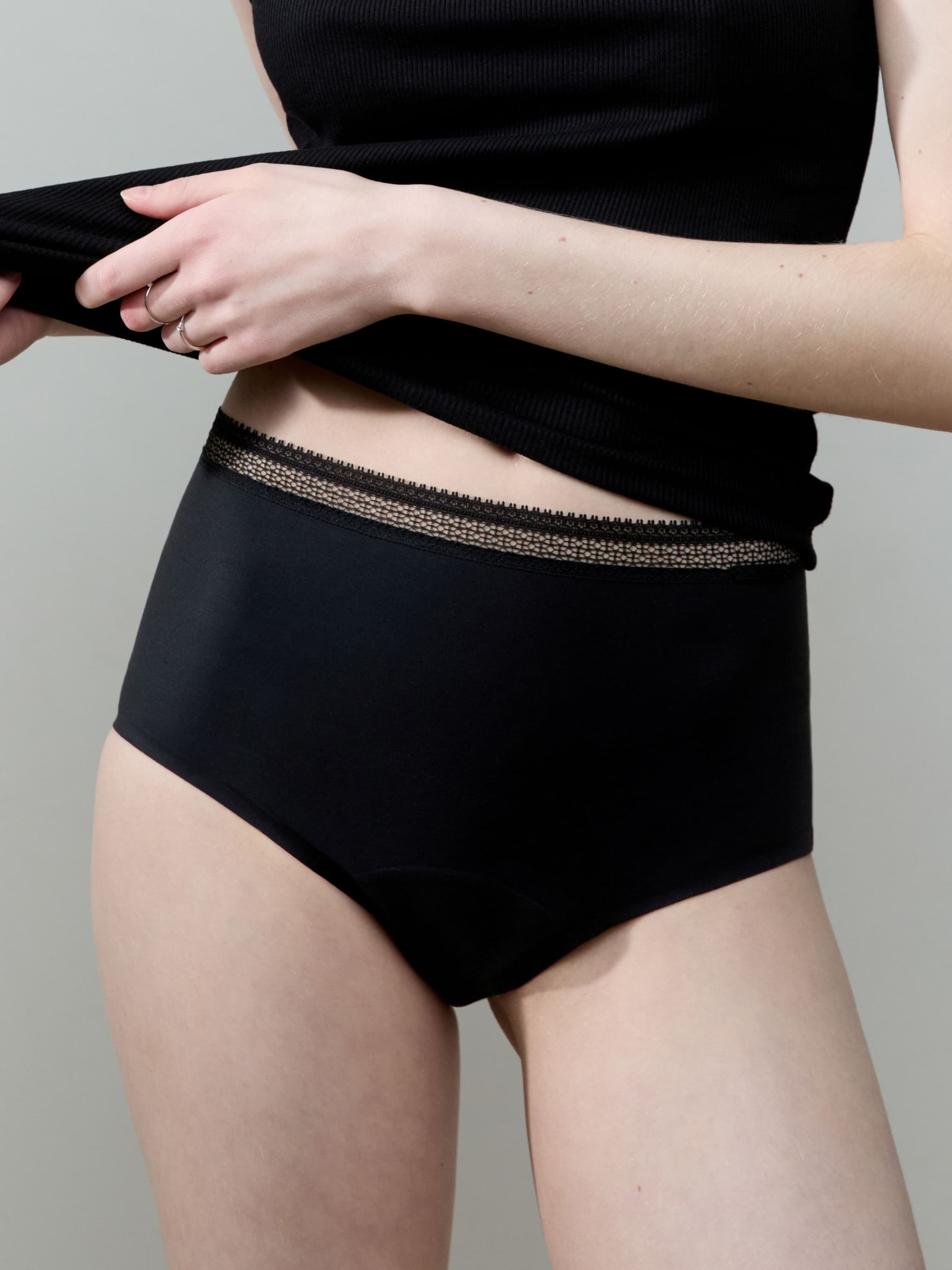 Menstruationstrusse højtaljet
