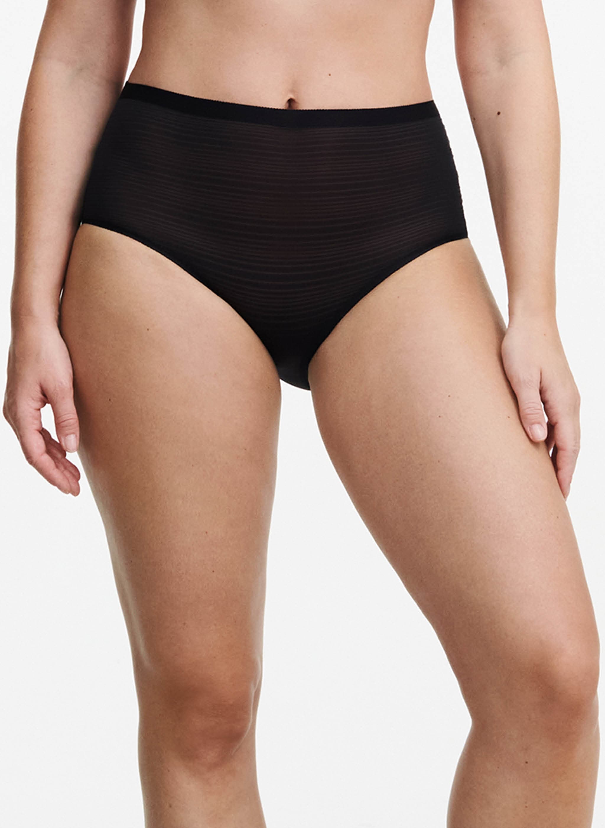Højtaljet string - one size - Black