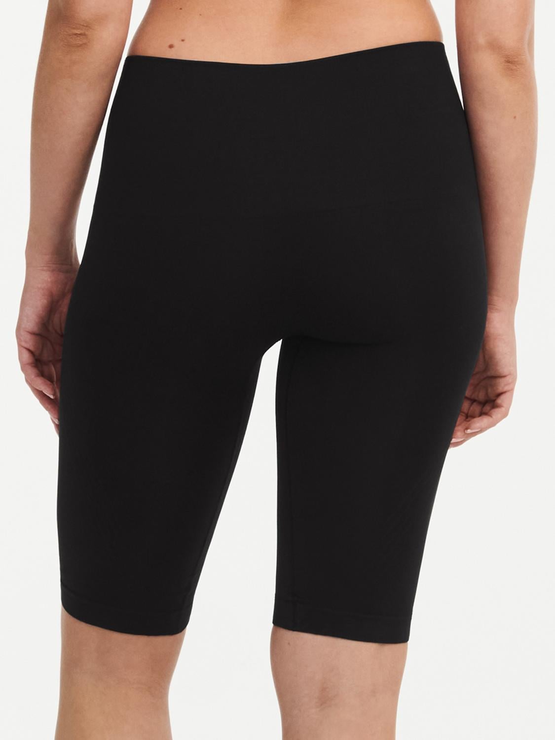 Shorts med shaping effekt - Black