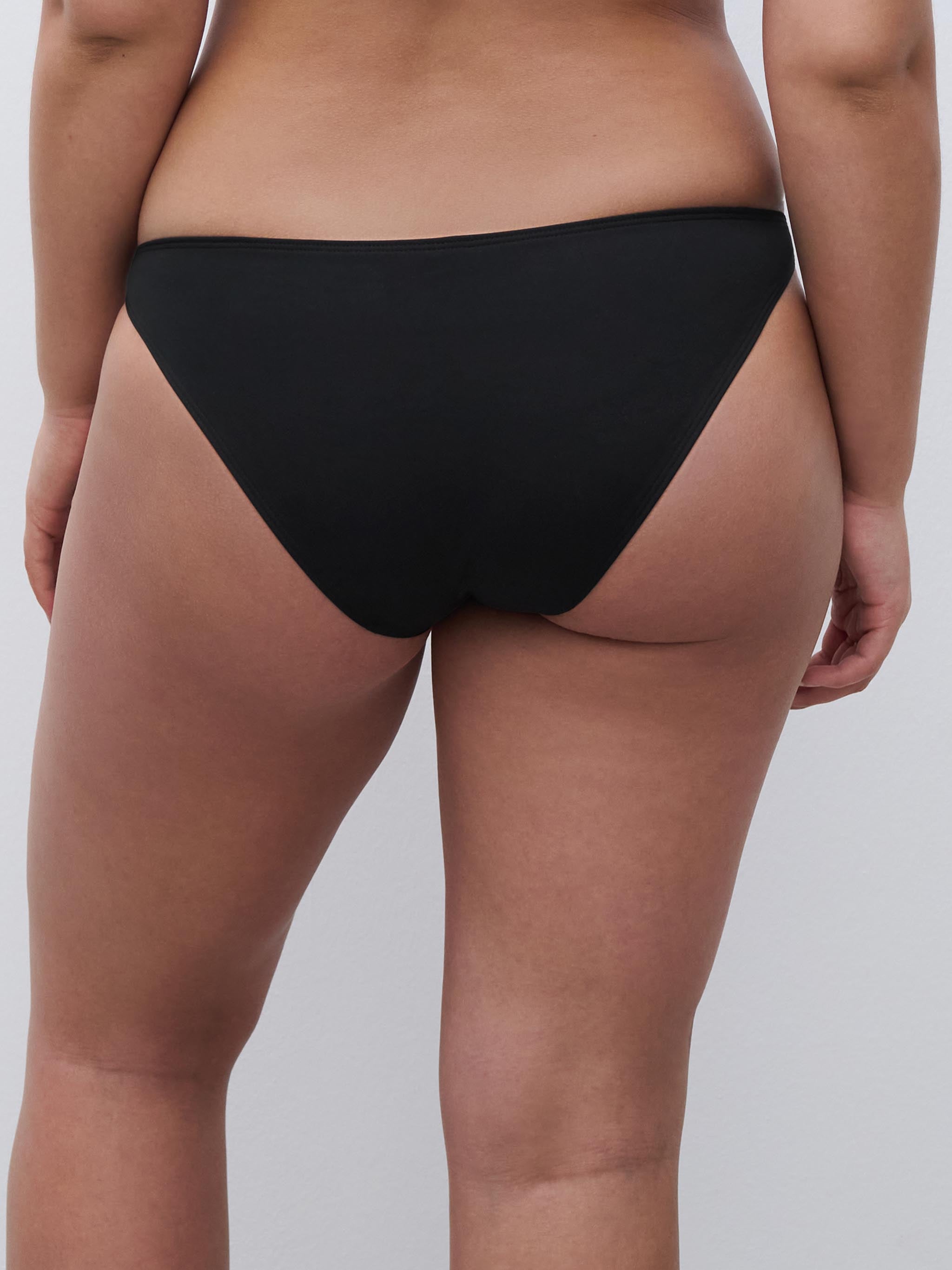 Tai bikinitrusse - Black