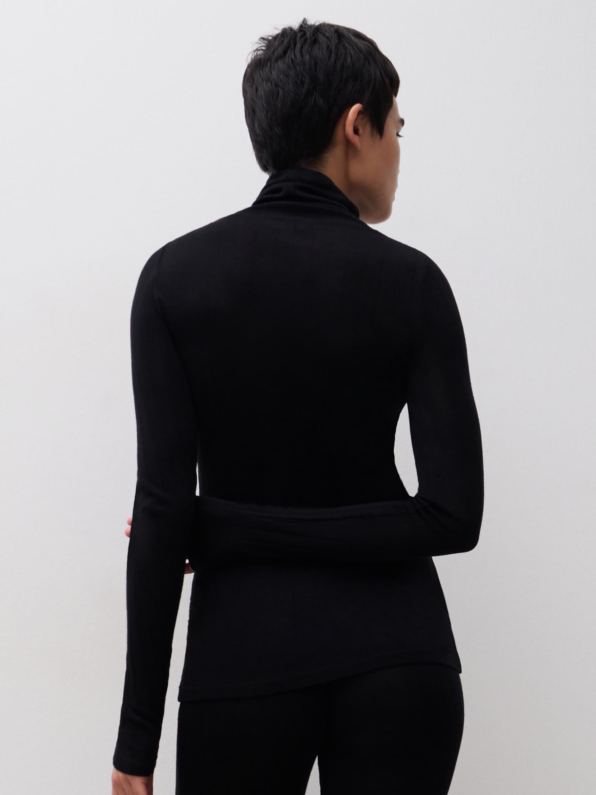 Rullekravebluse med langt ærme - merinould og silke - Black