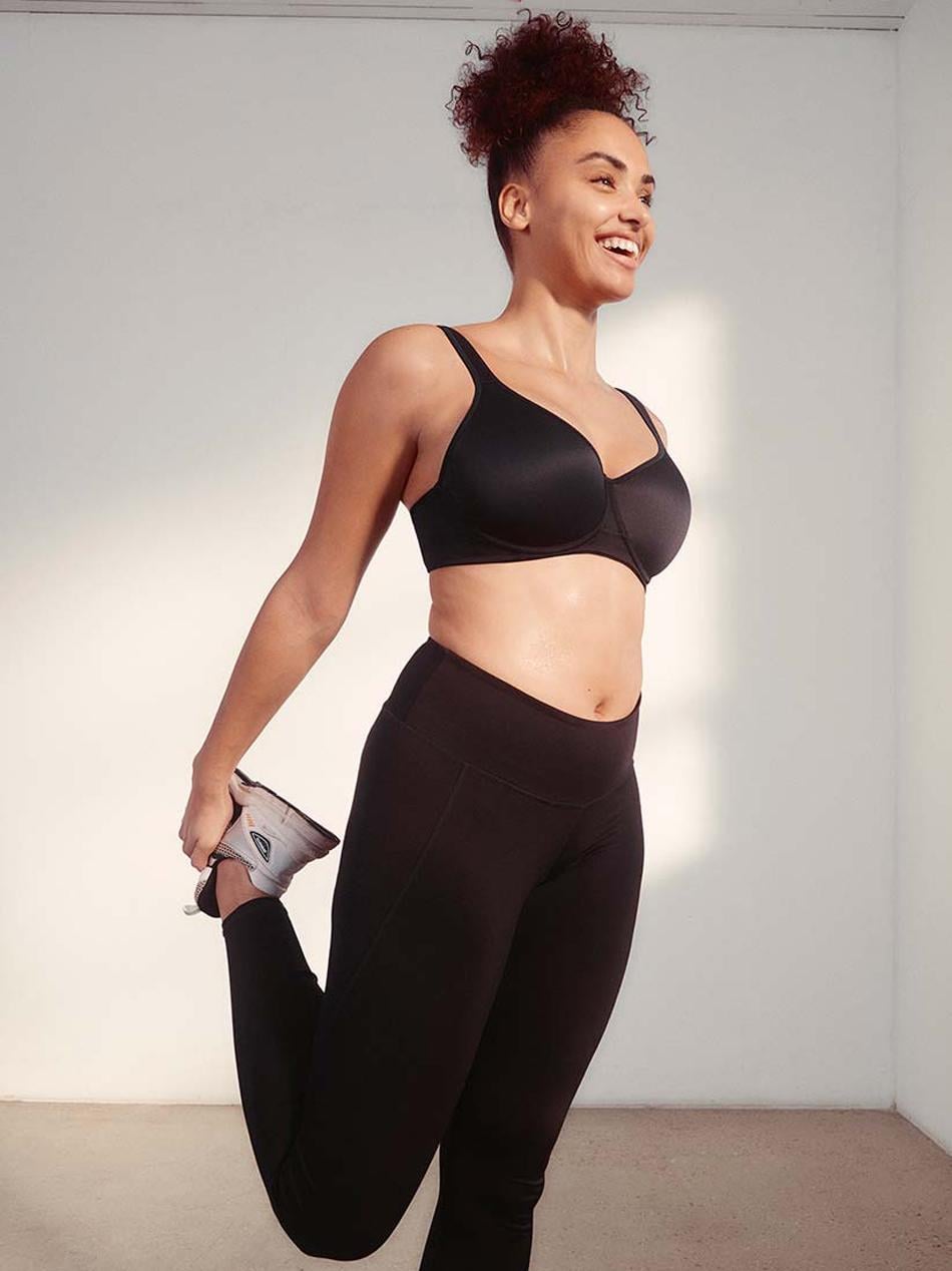 Sports BH med bøjle - høj intensitetstræning - Black