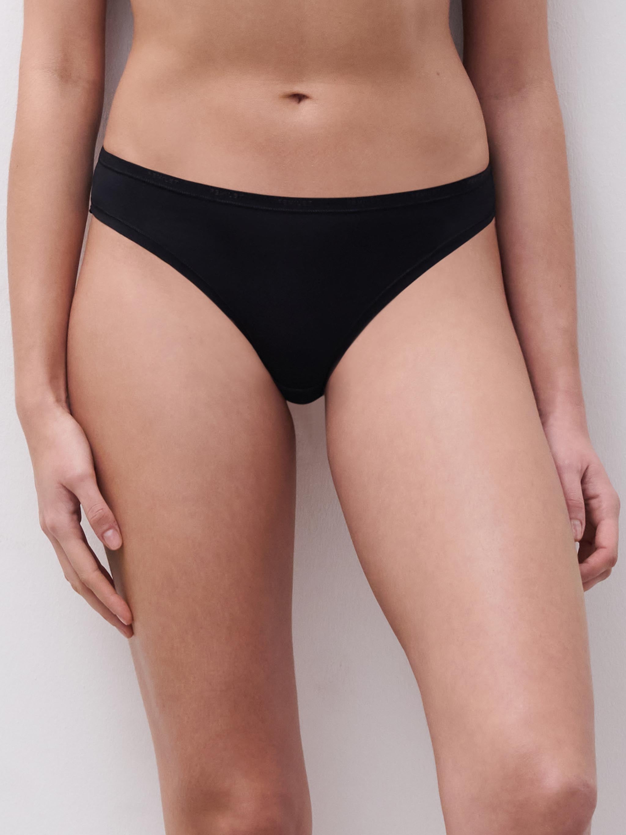 String trusse - Black