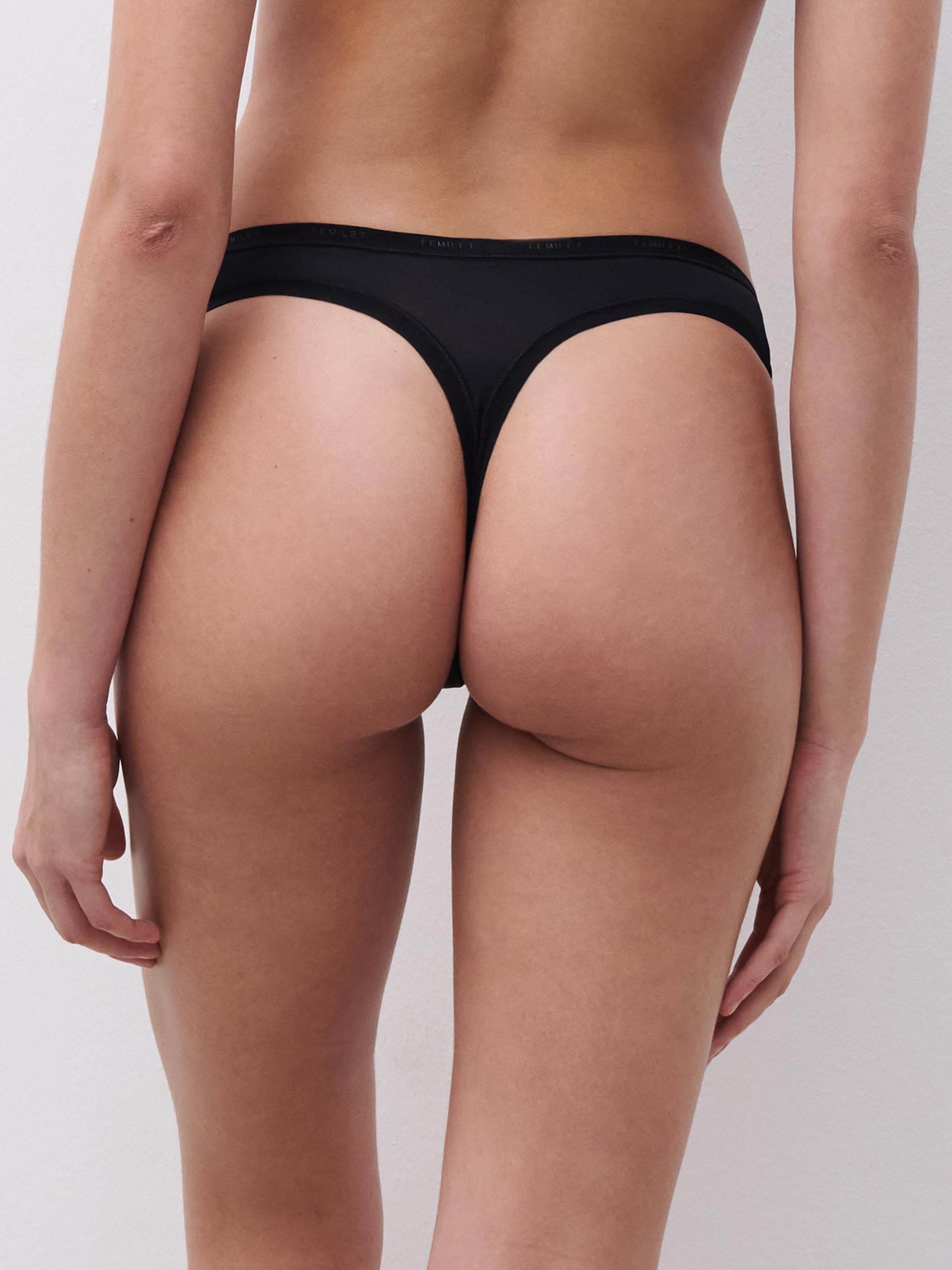 String trusse - Black