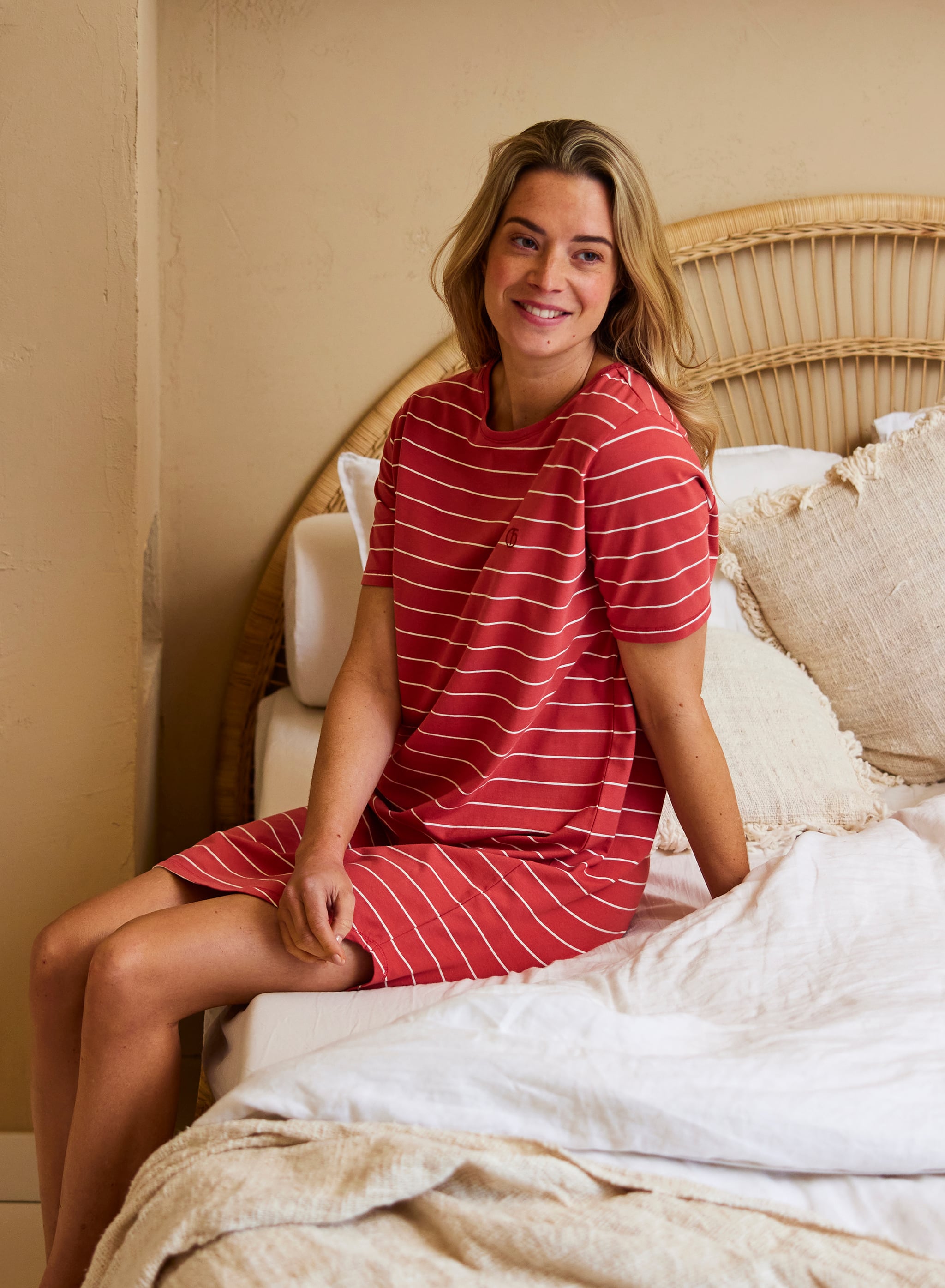 Ellie Natkjole - Egret / Peach