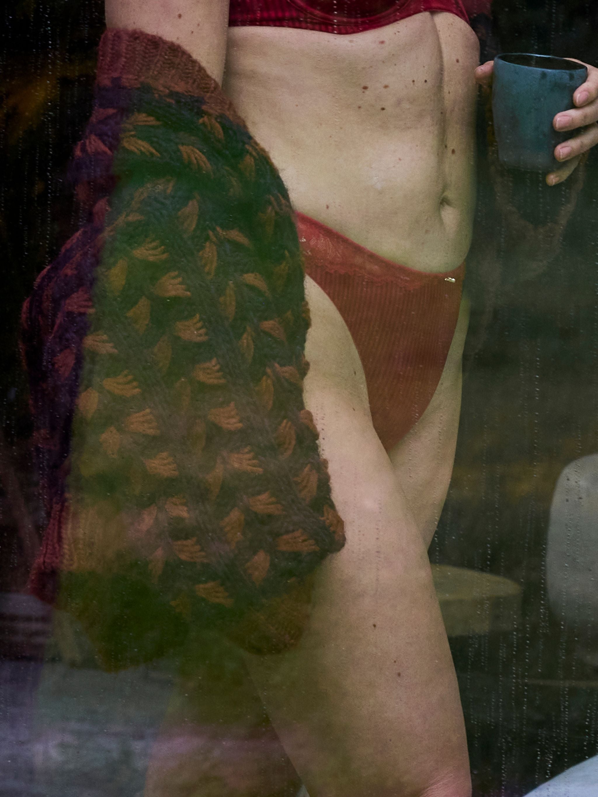 String - Scarlet  Smile