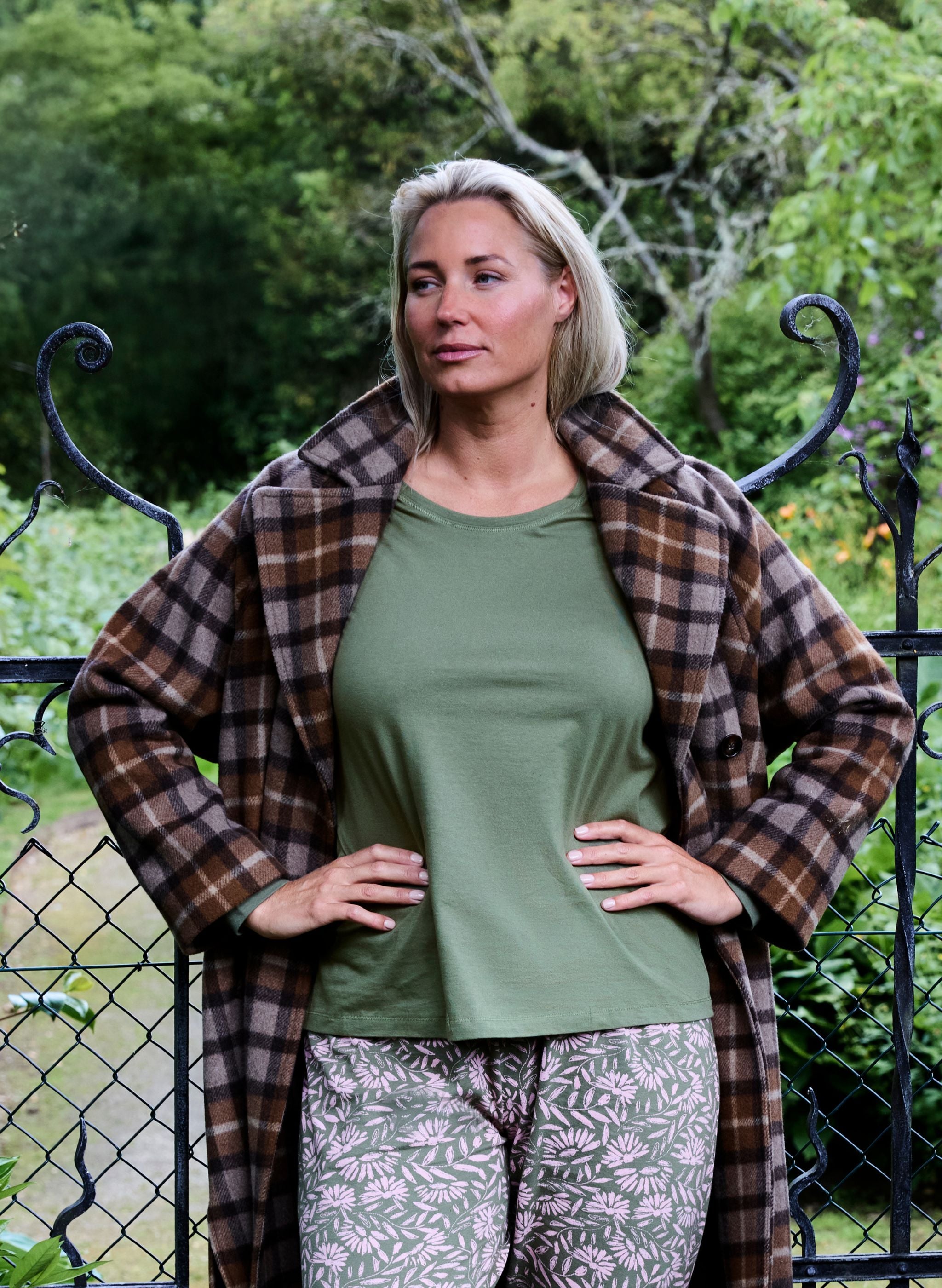 Top med lange ærmer - Burnt Olive