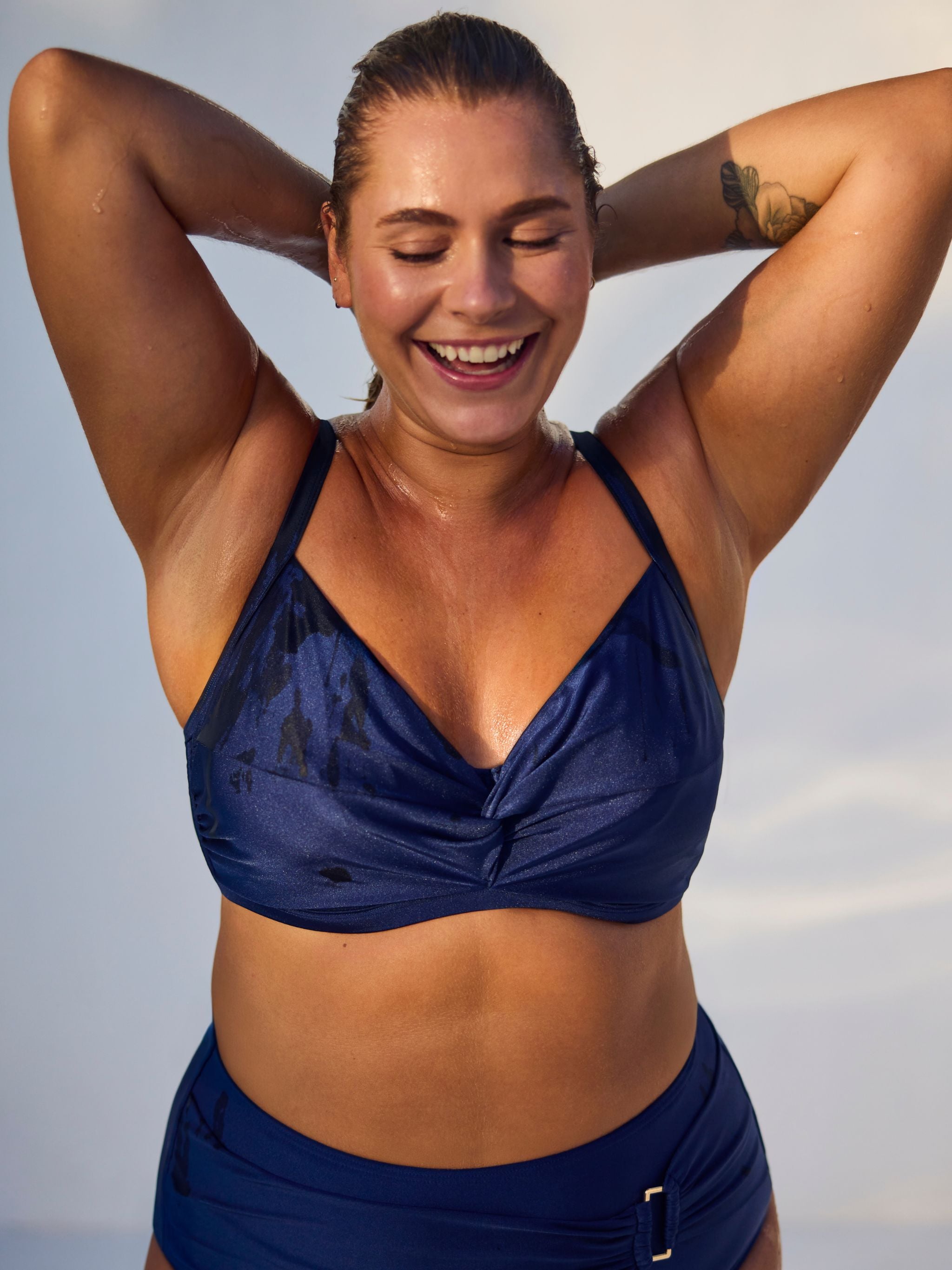 Bindi bikinitop med bøjle - OCEAN CAVERN