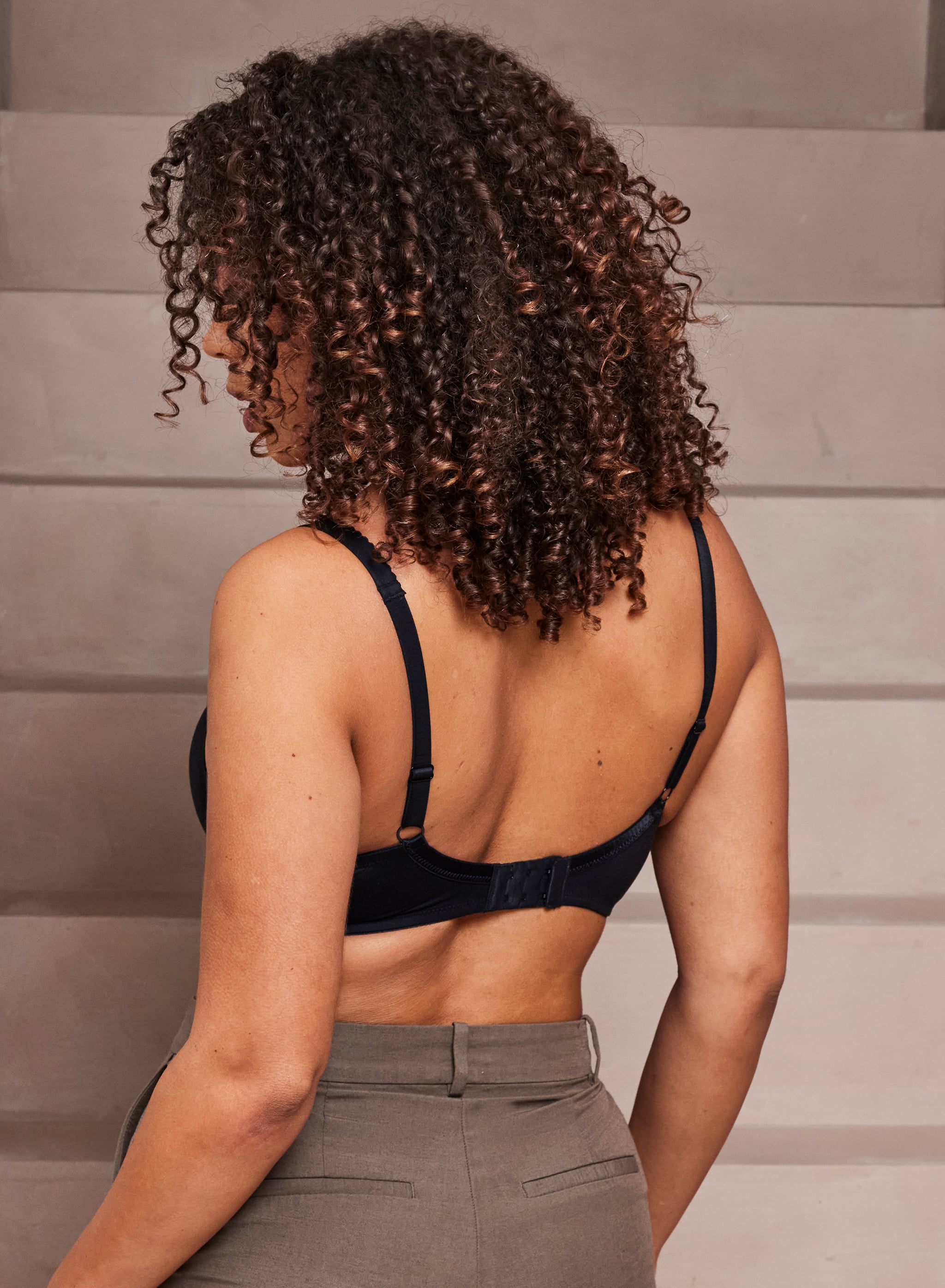 Forformet Lindsey BH - Black