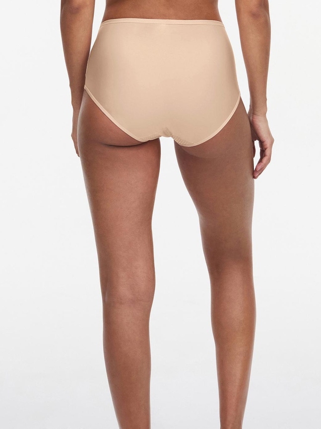 Højtaljet trusse Chic Essential Chantelle