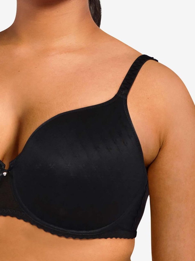 T-shirt BH med spacer materiale Courcelles Chantelle