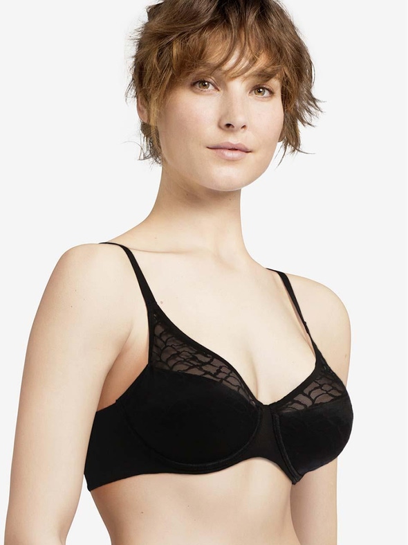 Femilet | LILY - T-shirt BH med spacer materiale