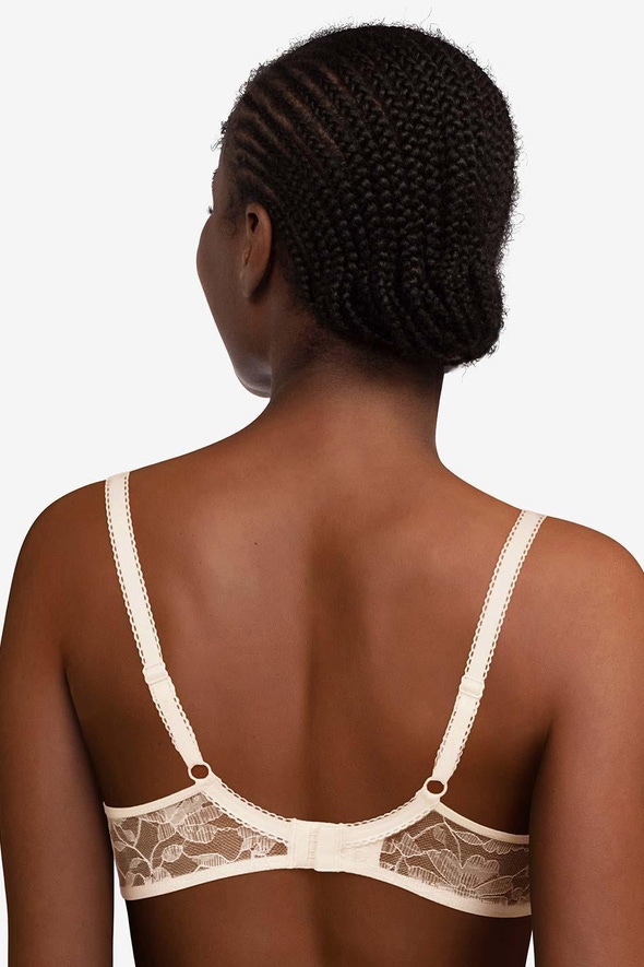 Passionata | MARTA - Half-cup med spacer